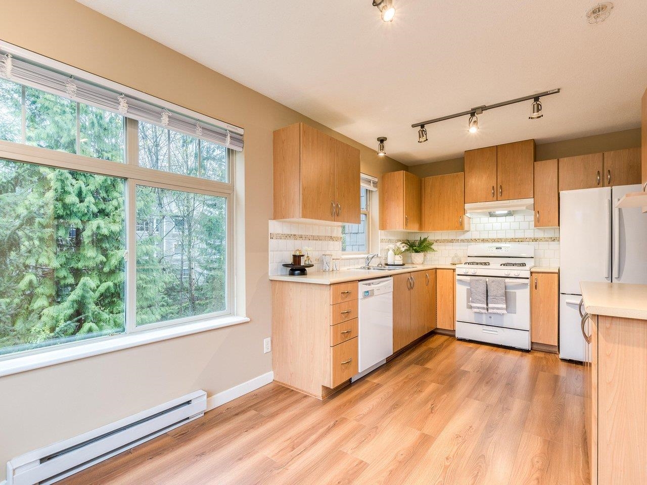 Additional image 3 of 304-2988 Silver Springs Boulevard, Coquitlam, BC, V3E 3R6