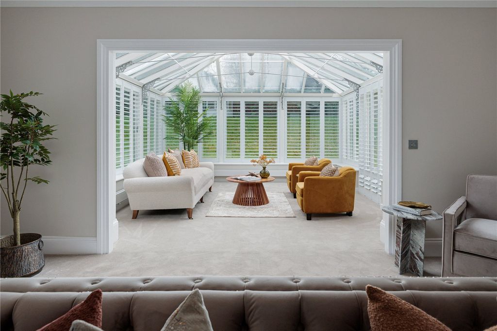 Additional image 7 of 5 bed detached house to rentUnderwood Road, Alderley Edge, Cheshire SK9
