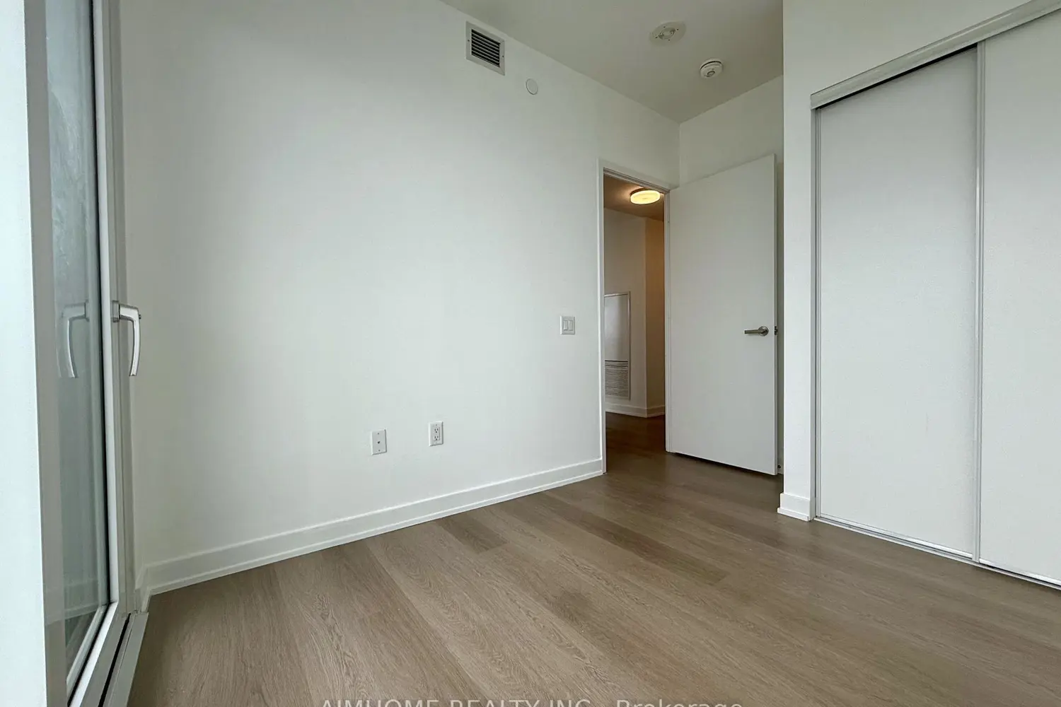 Additional image 4 of 3883 Quartz Road 5604