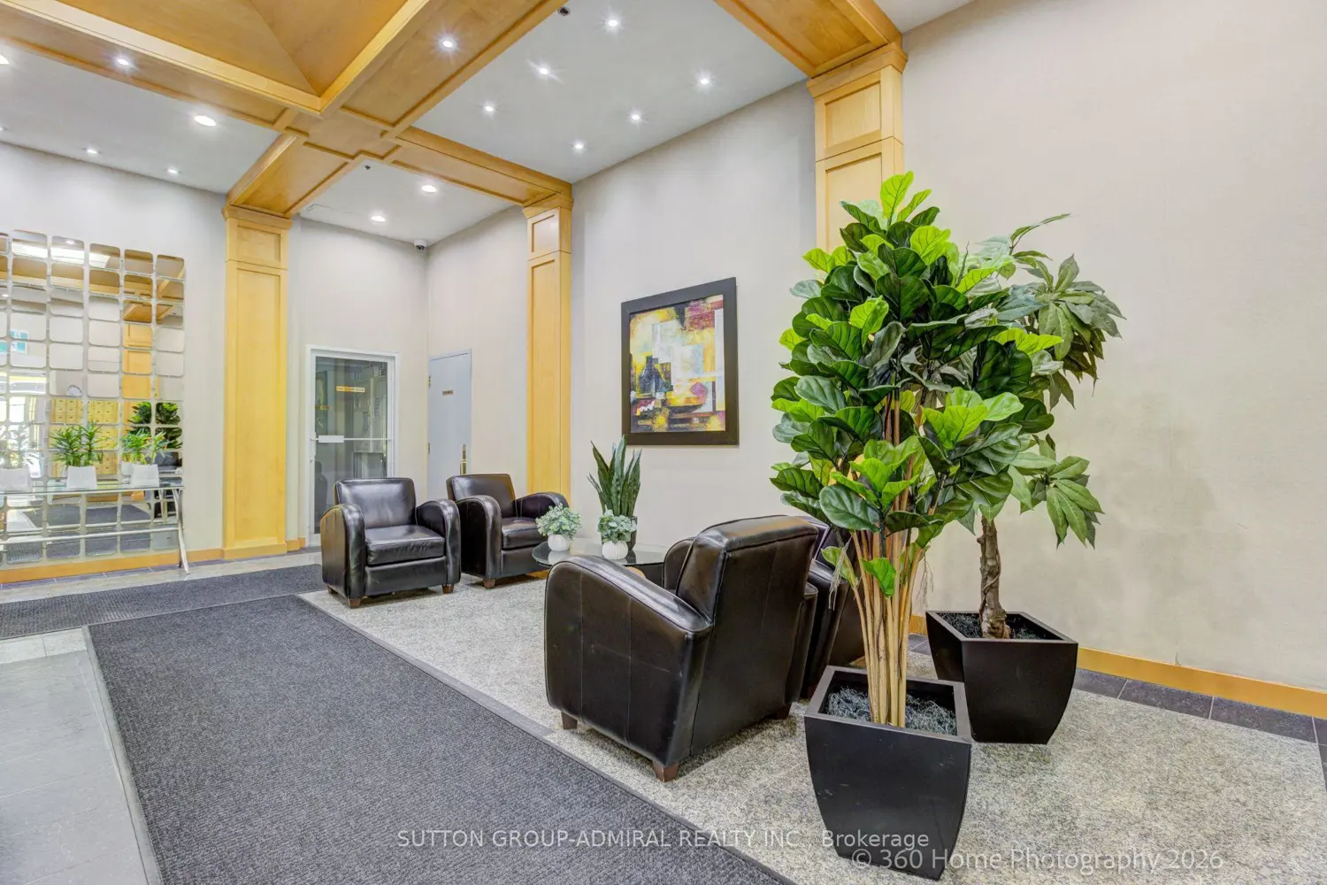 Additional image 19 of 43 Eglinton Avenue 501