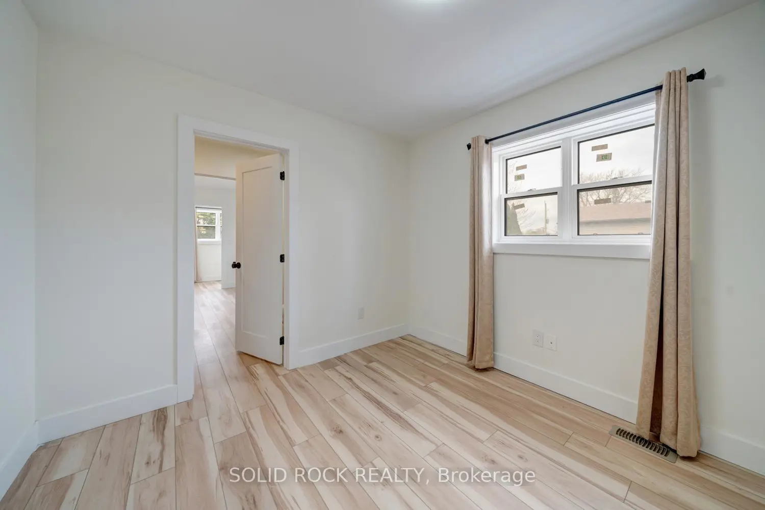 Additional image 12 of 781 Oliva Street