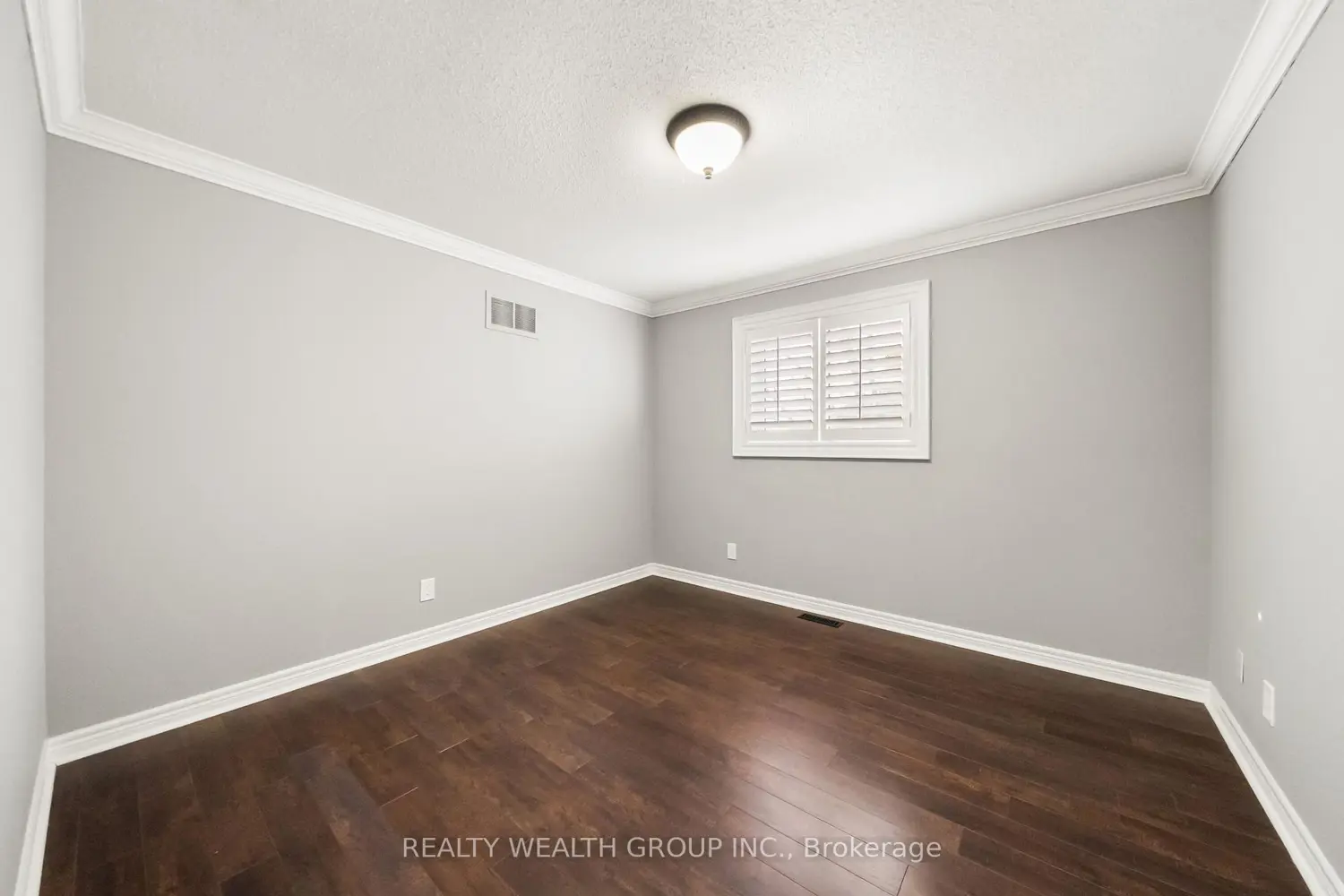 Additional image 12 of 185 Regency View Heights