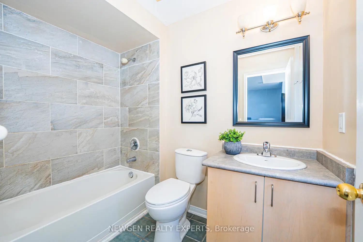 Additional image 17 of 3409 Southwick Street