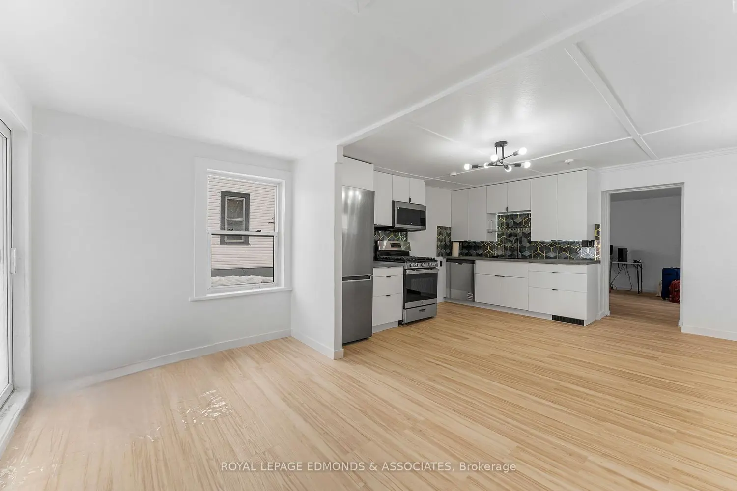 Additional image 10 of 375 Christie Street