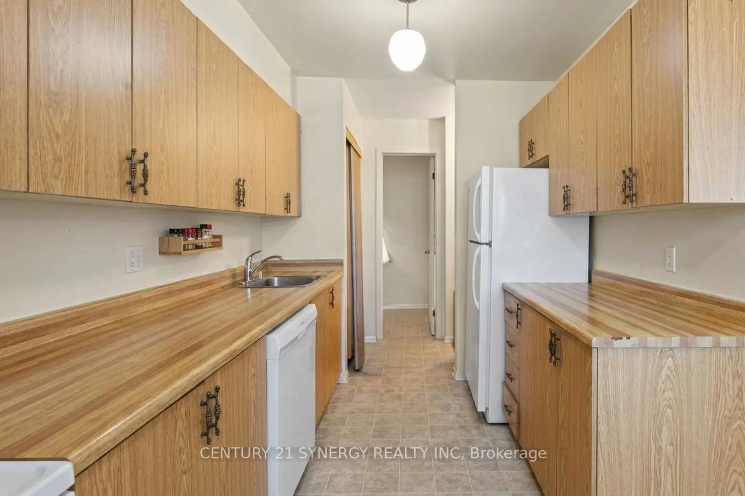 Additional image 6 of 714 Tanguay Court