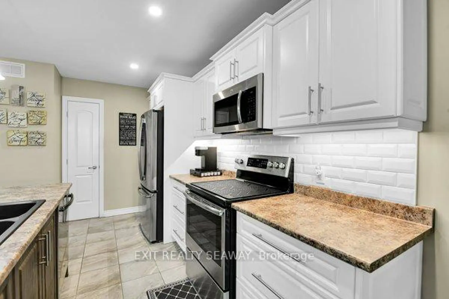 Additional image 7 of 3108 Mauricy Crescent