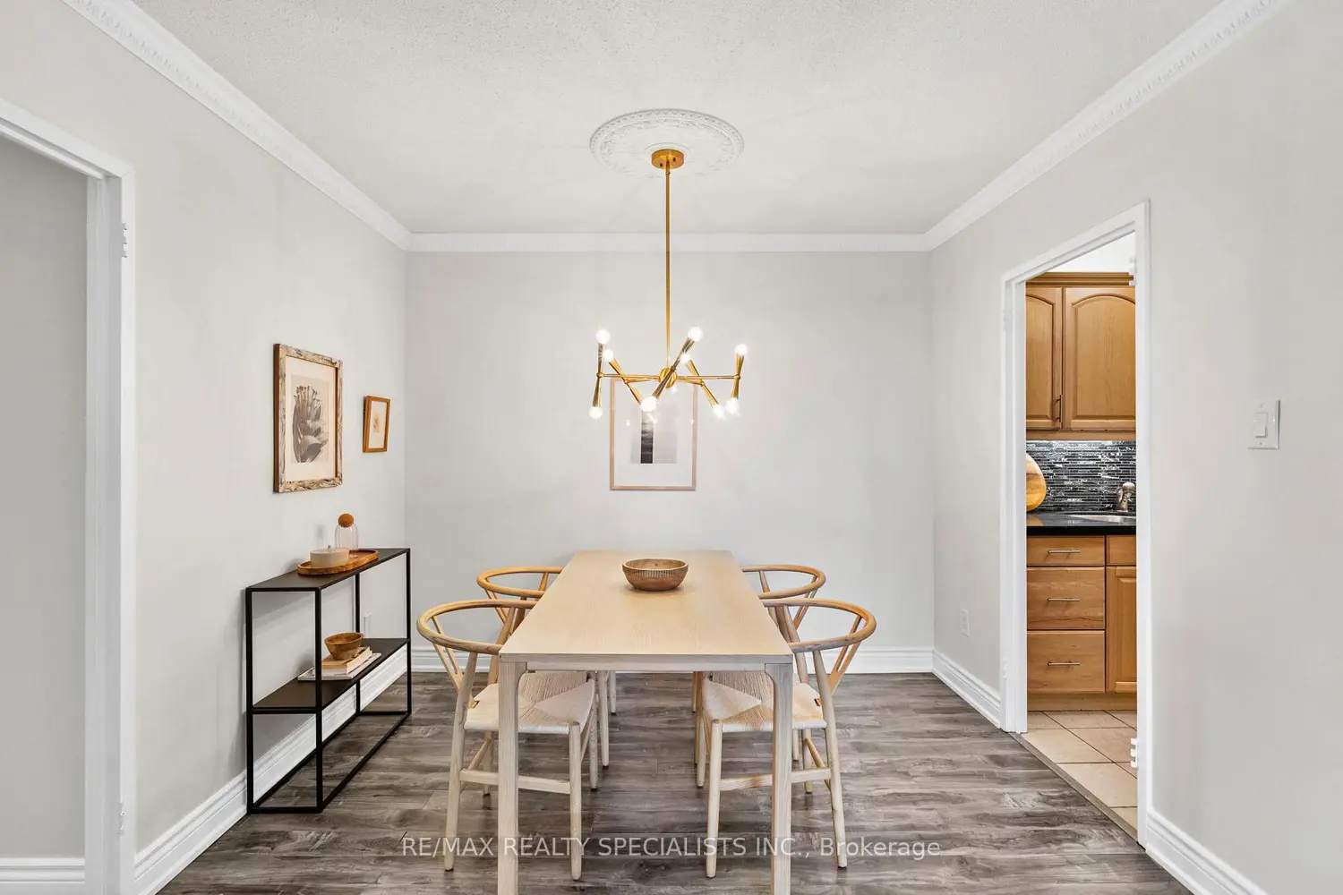 3025 Queen Frederica Drive 602