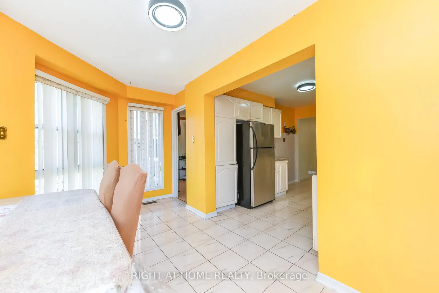 Additional image 11 of 379 Wallenberg Crescent