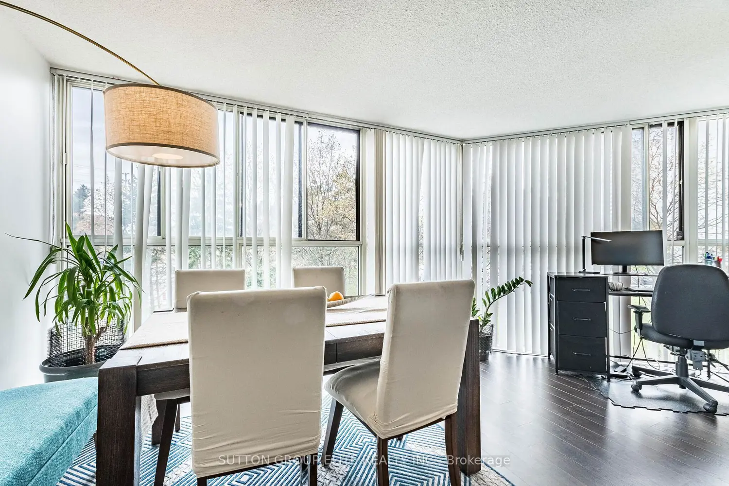 Additional image 15 of 2091 Hurontario Street 307