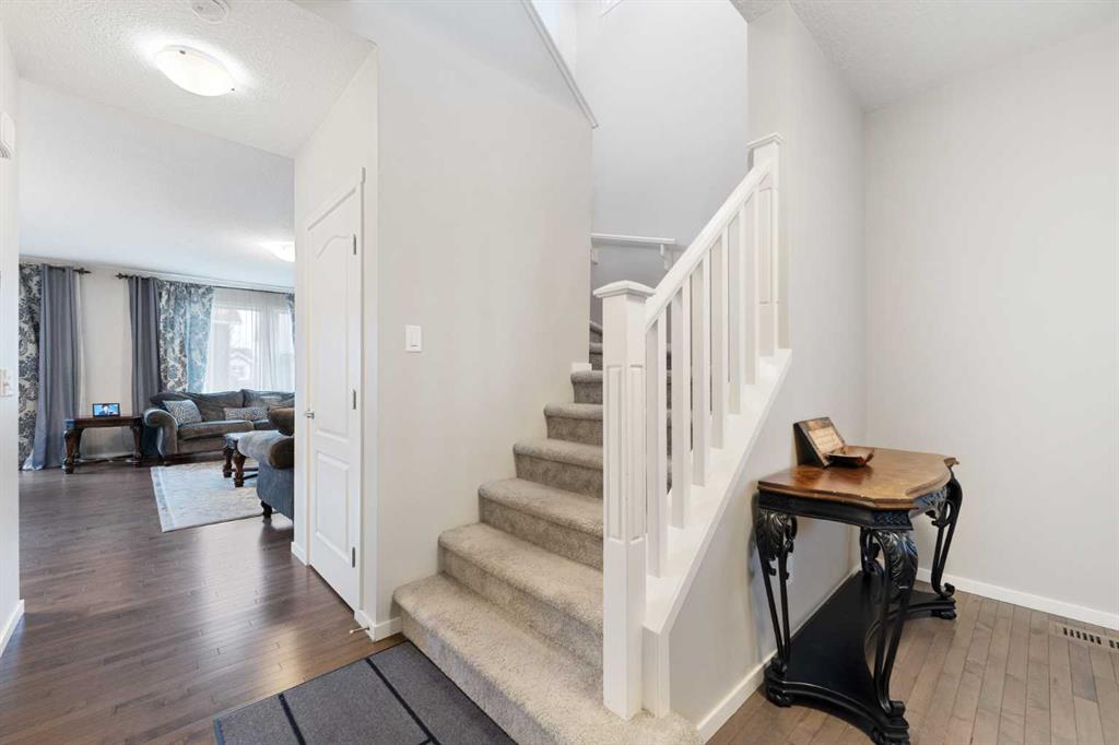 Additional image 4 of 229 Kingsbury Close SE, Airdrie, AB, T4A 0R3