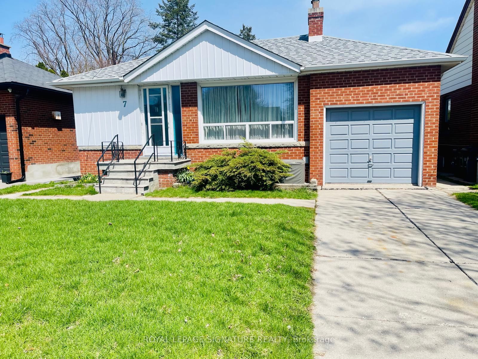 Additional image 2 of 7 Placid Road, Toronto, ON, M8Z 4A3