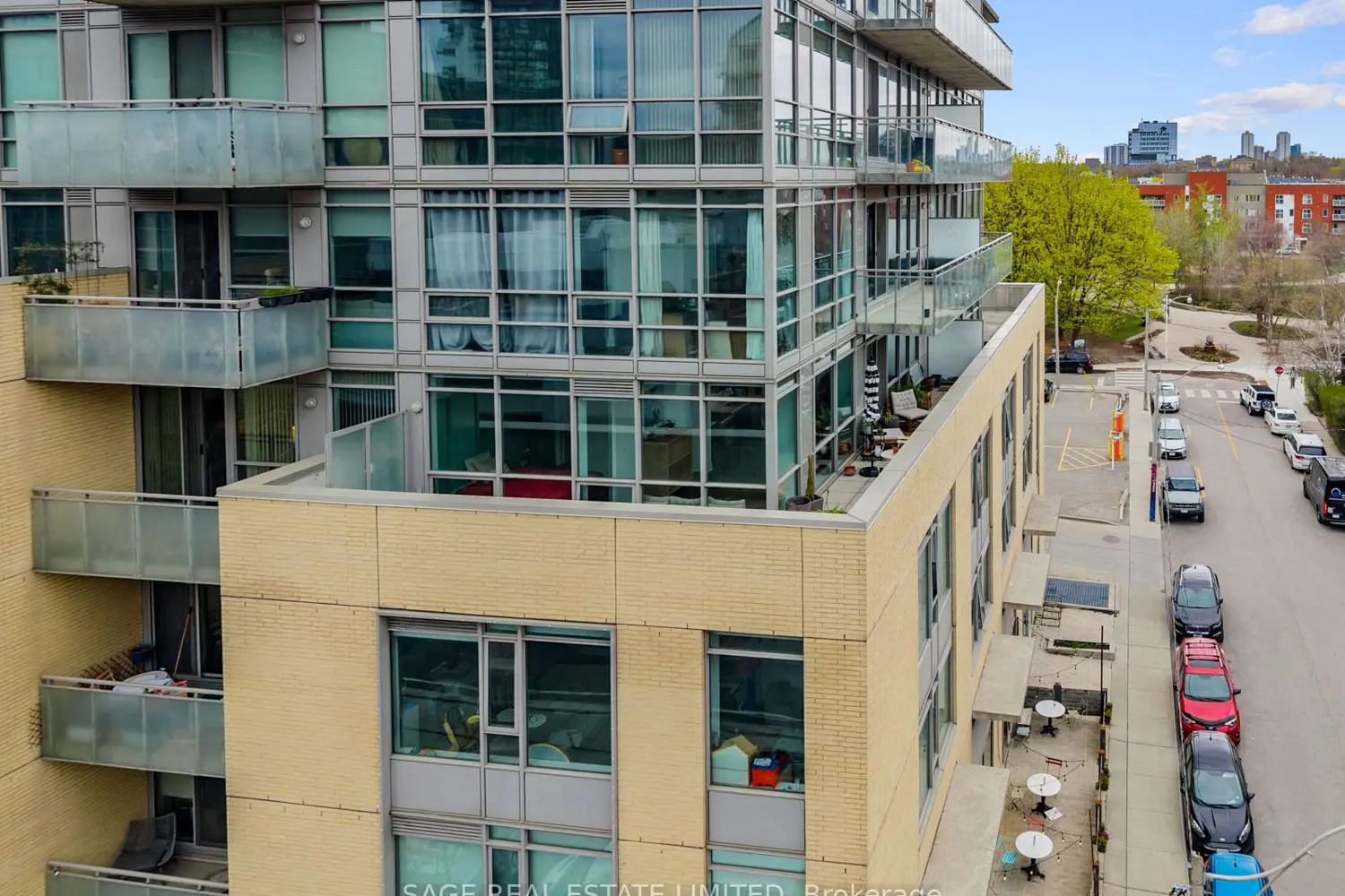 Additional image 19 of 630 Queen East Street 411