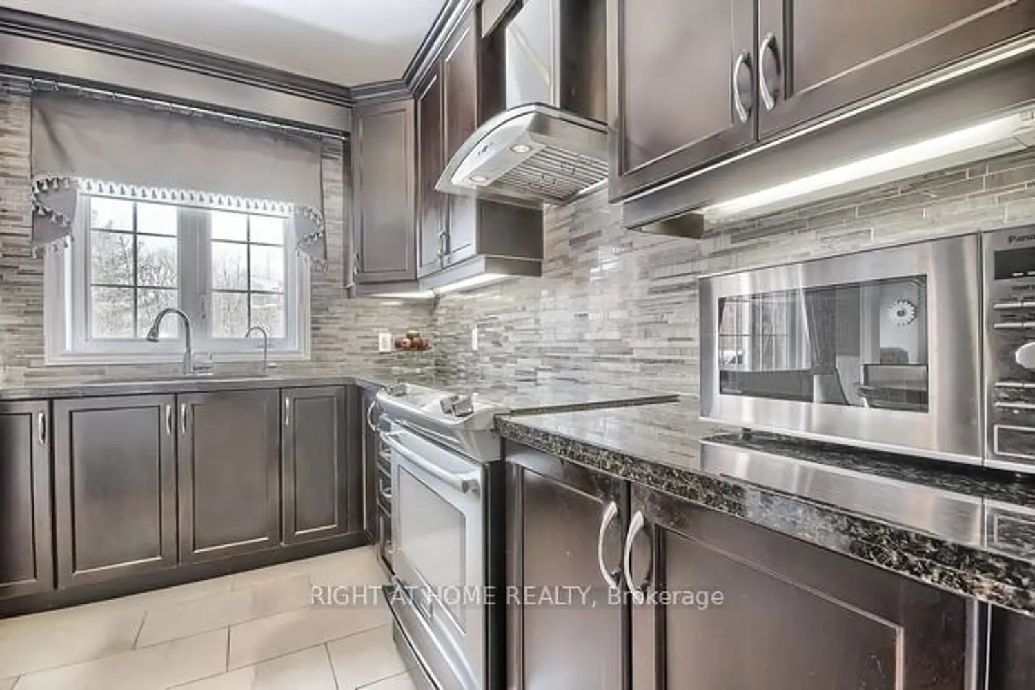 Additional image 8 of 154 Peter Rupert Avenue