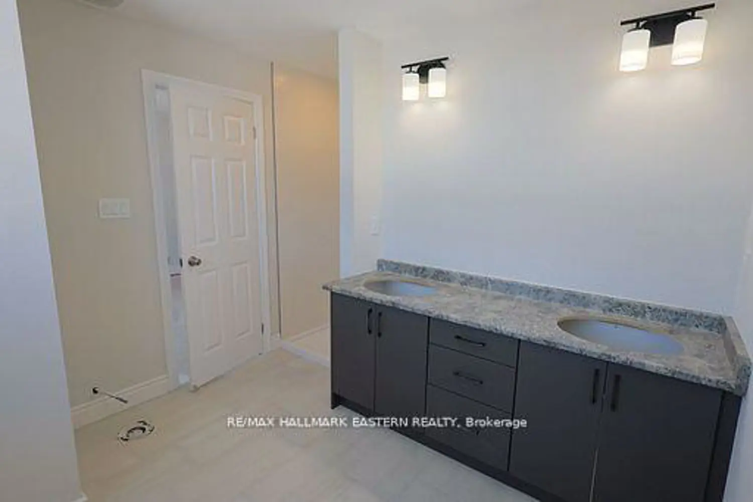 Additional image 15 of 35 Coldbrook Drive