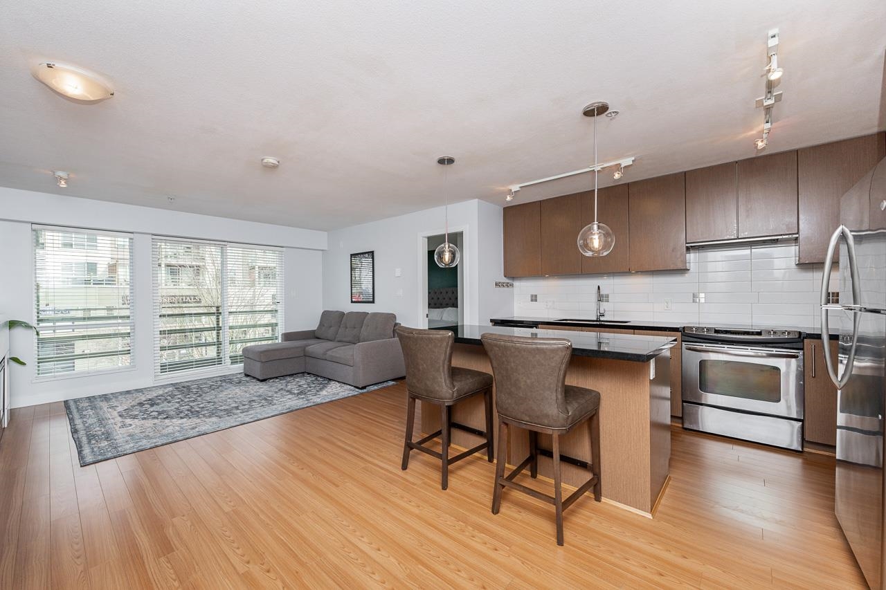 Additional image 6 of 218-15735 Croydon Drive, Surrey, BC, V3Z 2L5