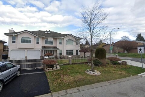 Additional image 2 of 13839 91 Avenue, Surrey, BC, V3V 7K4