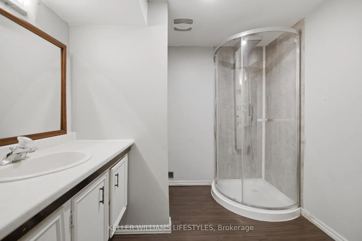 Additional image 19 of 500 Osgoode Drive 136