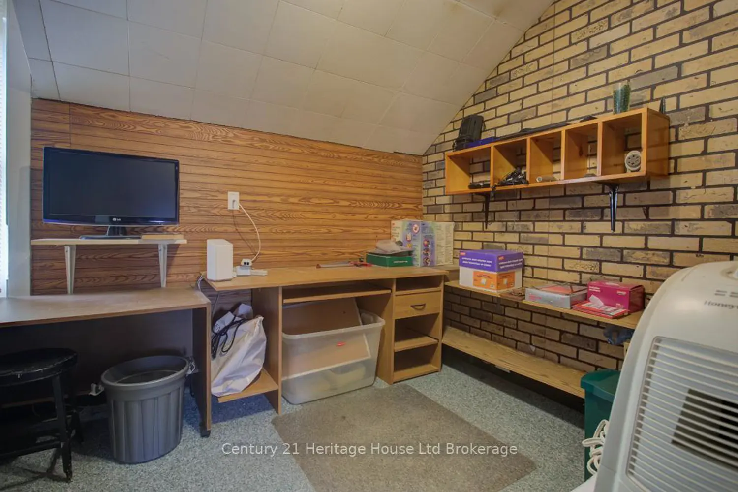 Additional image 13 of 242 Wonham Street