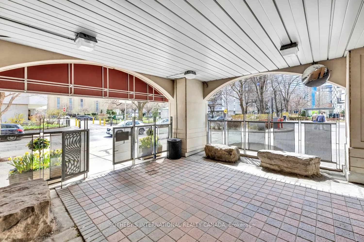 Additional image 19 of 70 Alexander Street 207