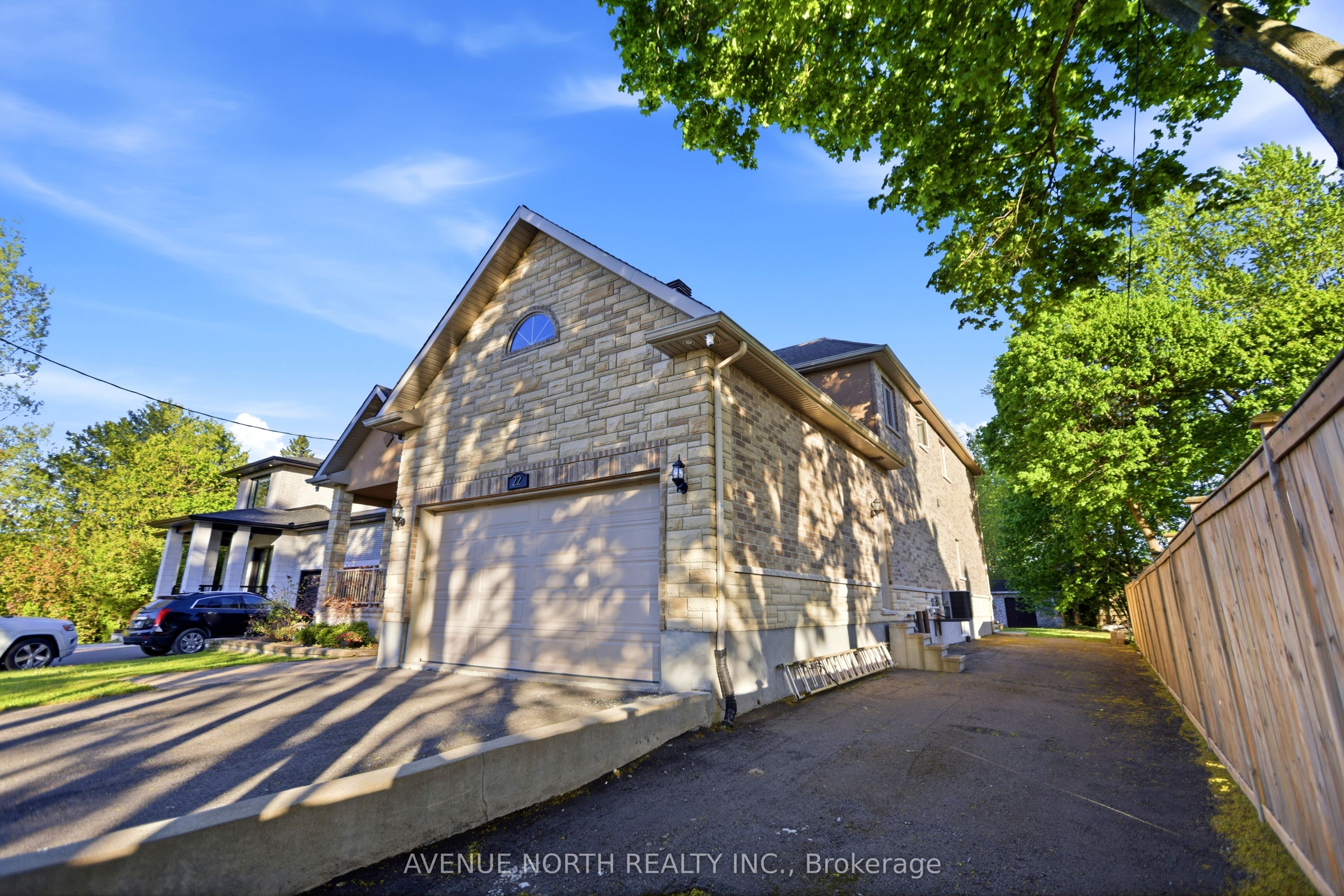 Additional image 4 of 22 Kemp Drive, Ottawa, ON, K1T 3W9