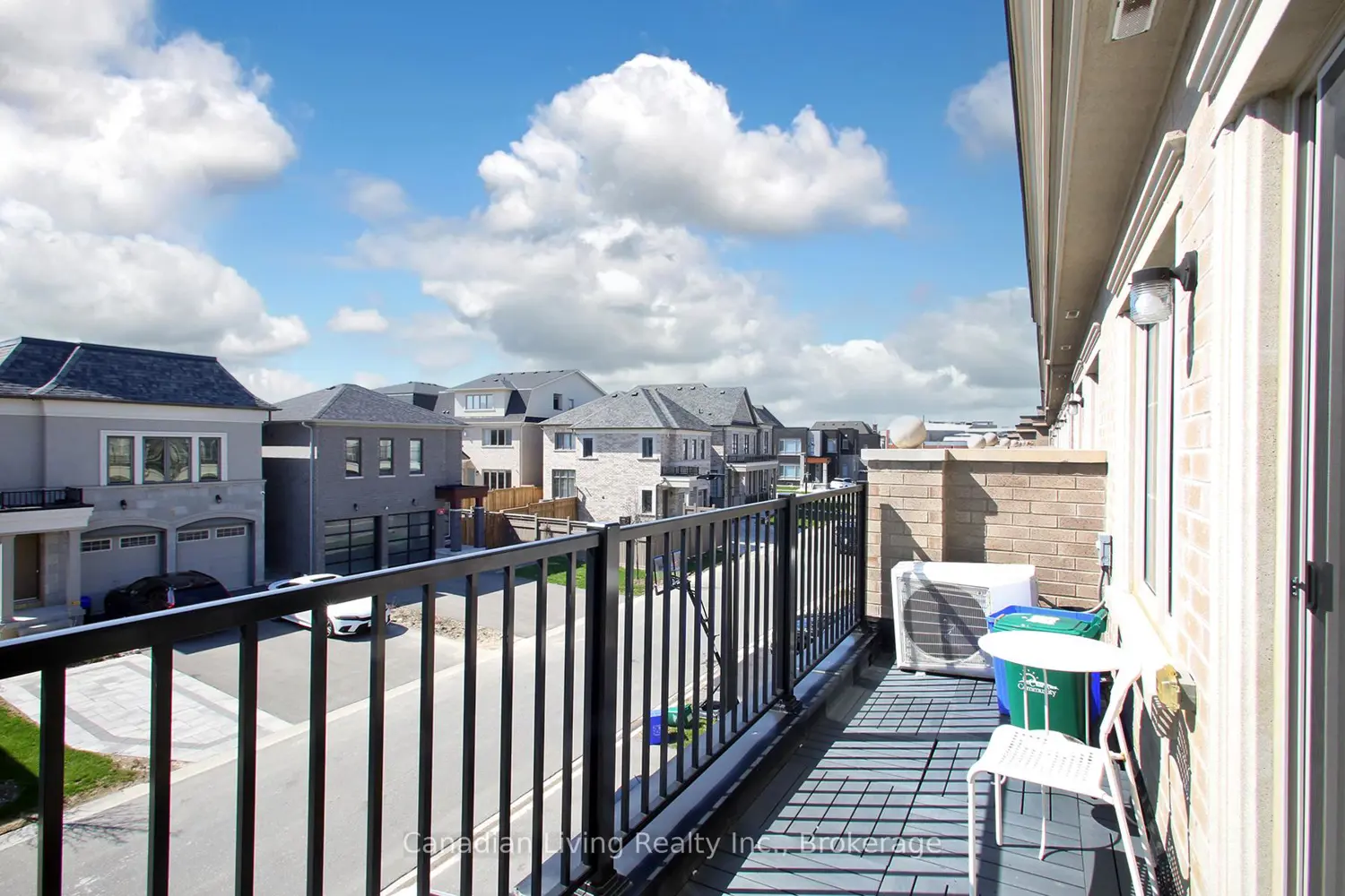 Additional image 9 of 9450 Bayview Avenue