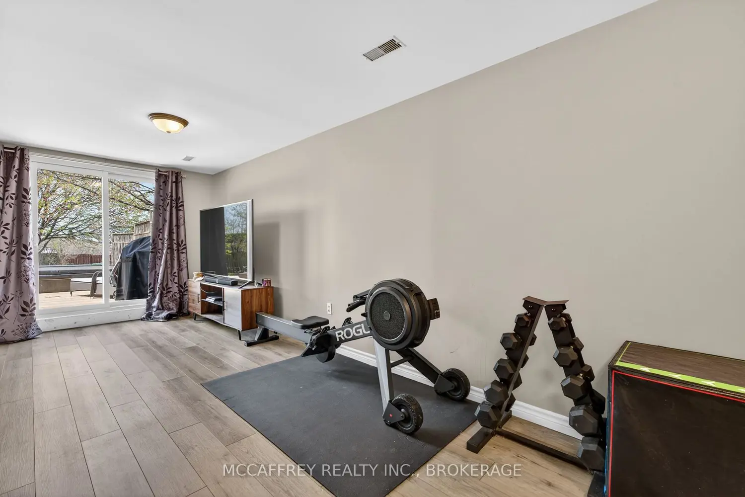 Additional image 8 of 596 Whistler Terrace
