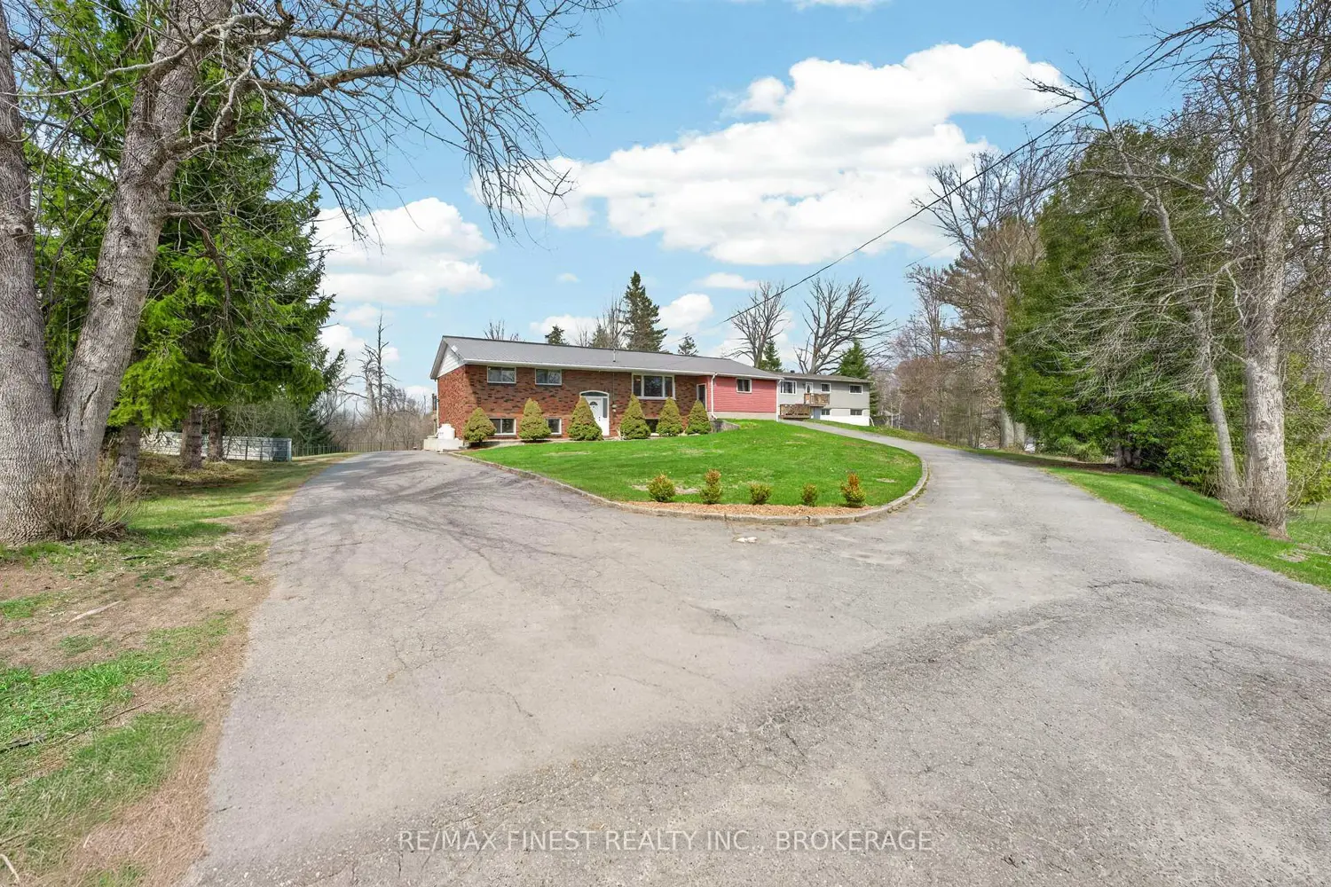 4333 Maple Drive