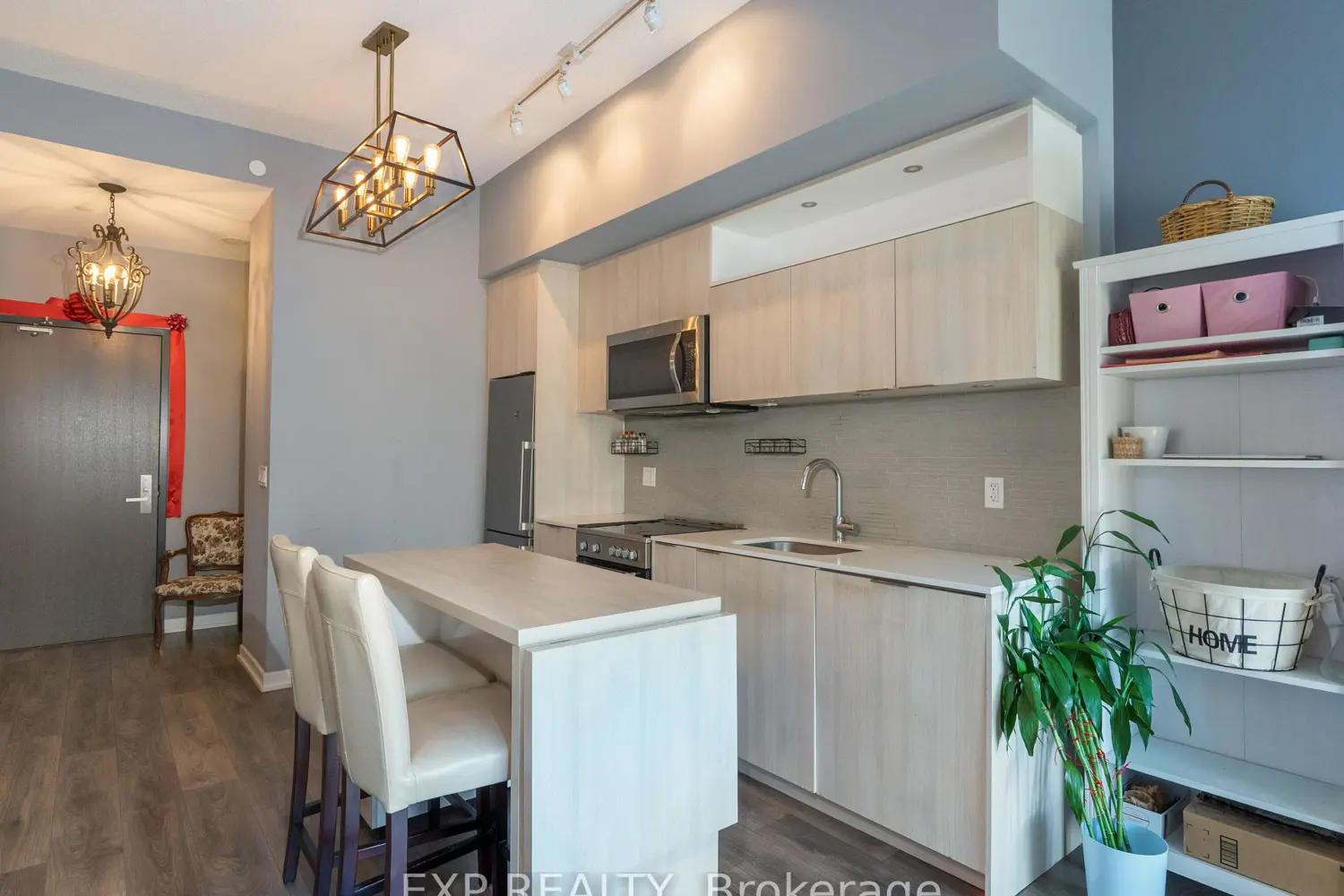 50 Forest Manor Road 209