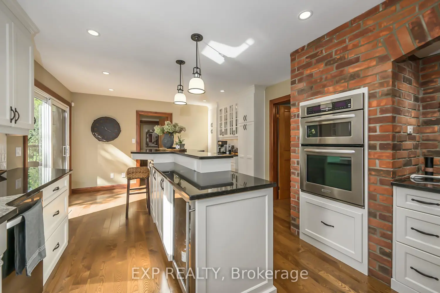 Additional image 12 of 526 Talbot Road