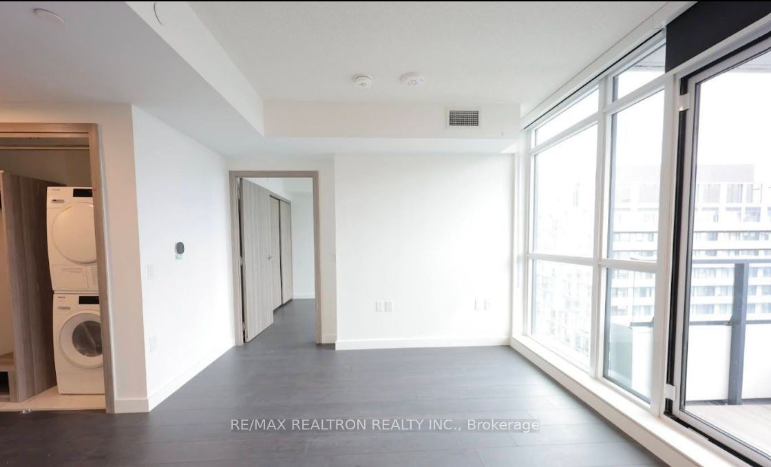 Additional image 3 of 4810-38 Widmer Street, Toronto, ON, M5V 0P7
