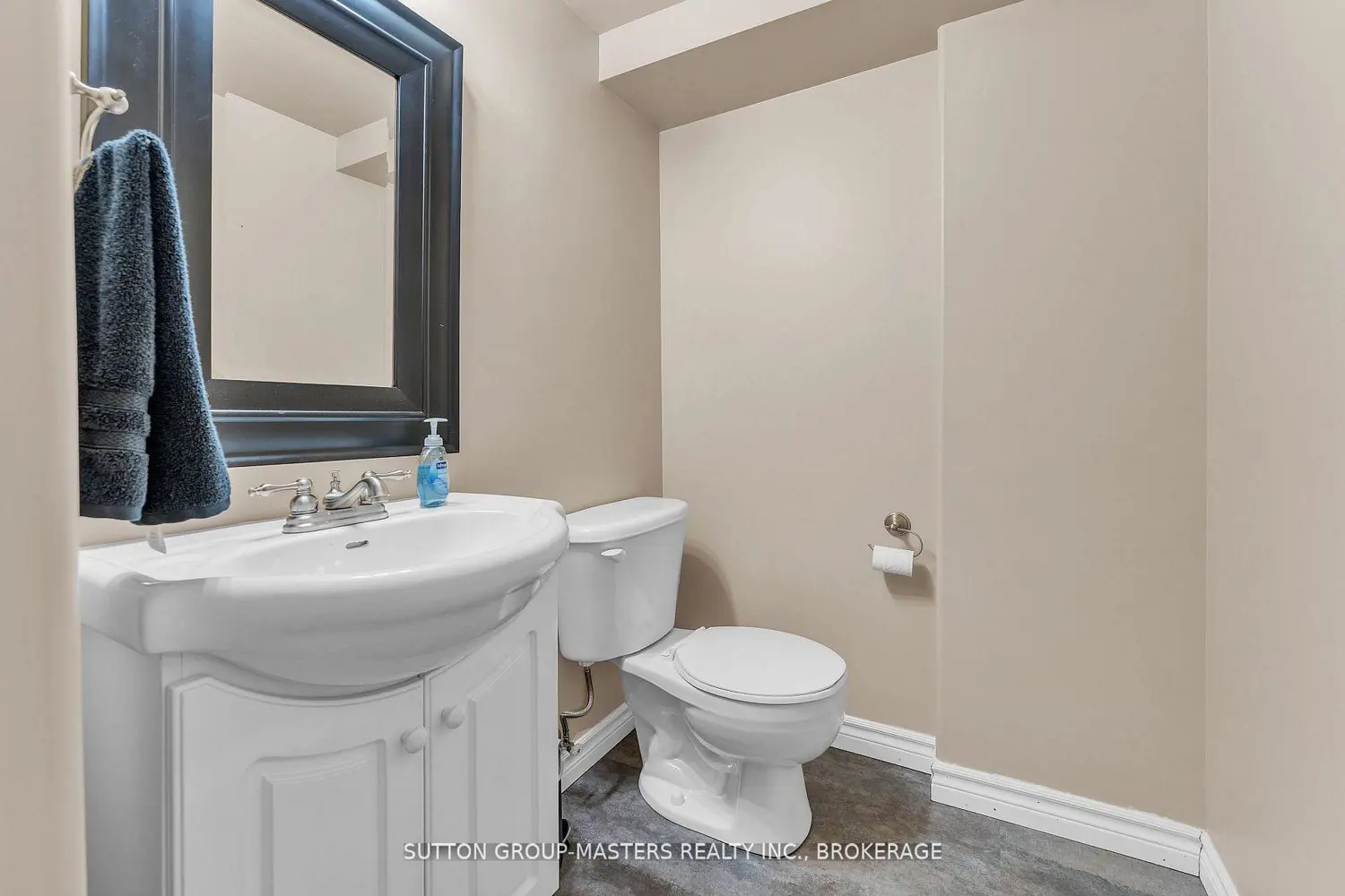 Additional image 15 of 384 Emerald Street
