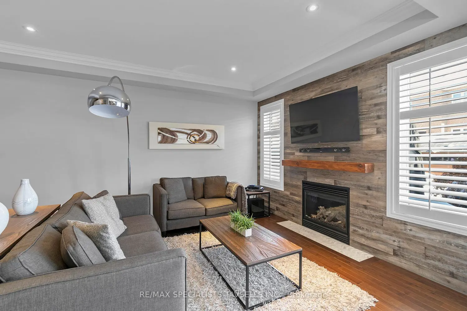 7 Snellview Boulevard photo 4