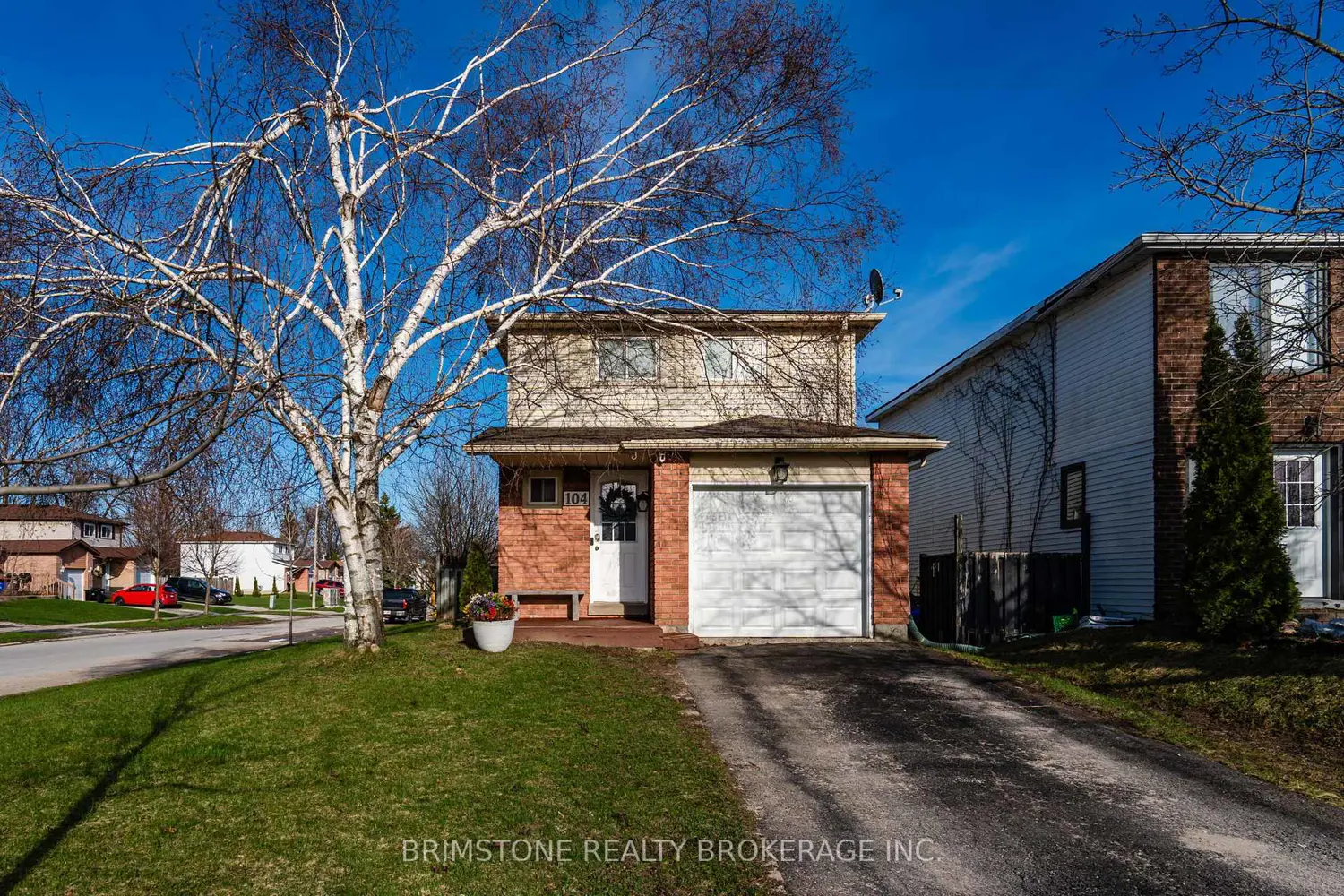 104 Hickling Trail