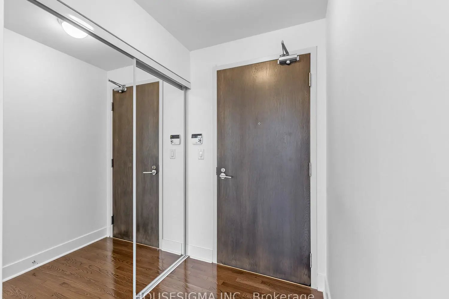Additional image 11 of 26 Norton Avenue Ph02