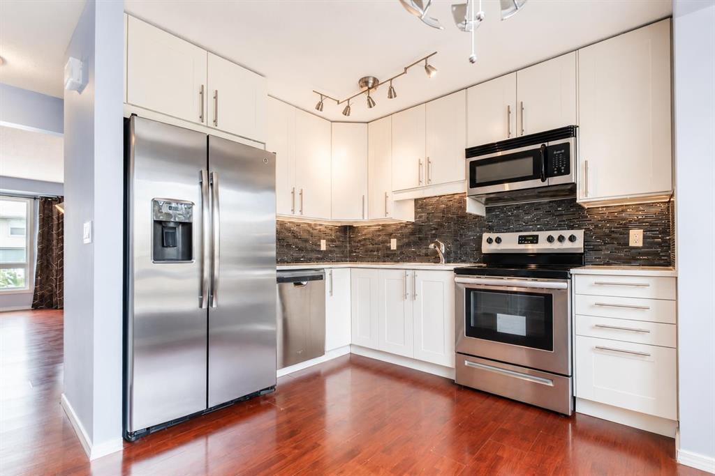 Additional image 3 of 160-123 Queensland Drive SE, Calgary, AB, T2J 5J4