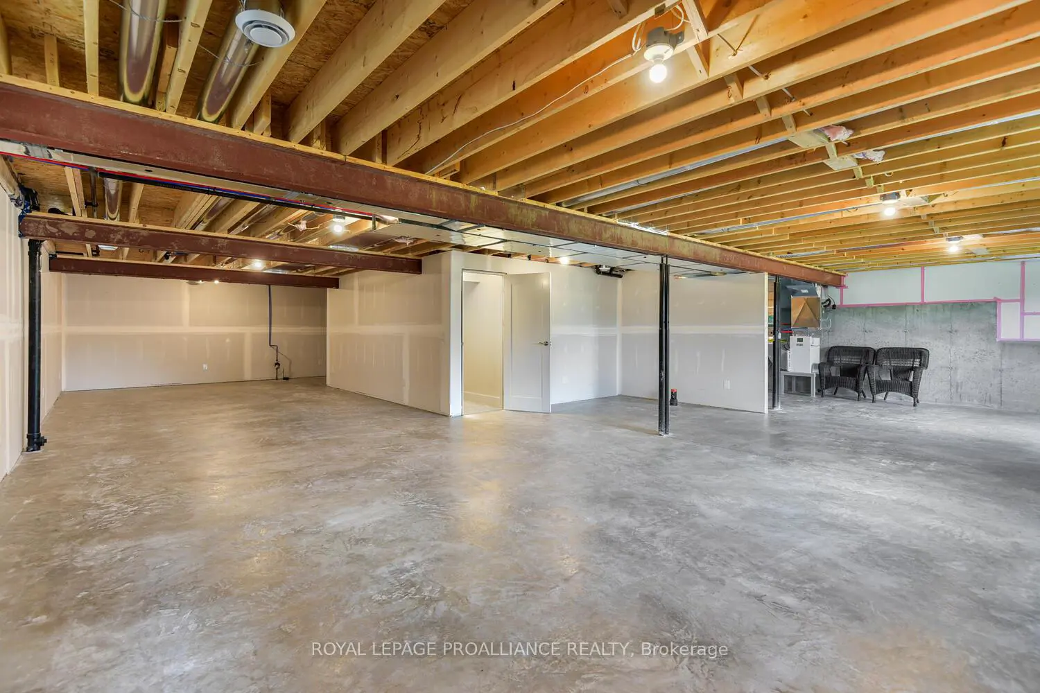 Additional image 13 of 33 Douglas Marshall Crescent