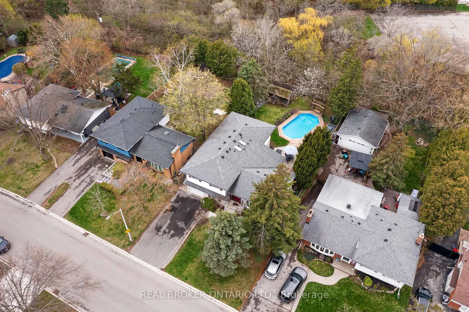 Additional image 5 of 5119 Cherryhill Crescent
