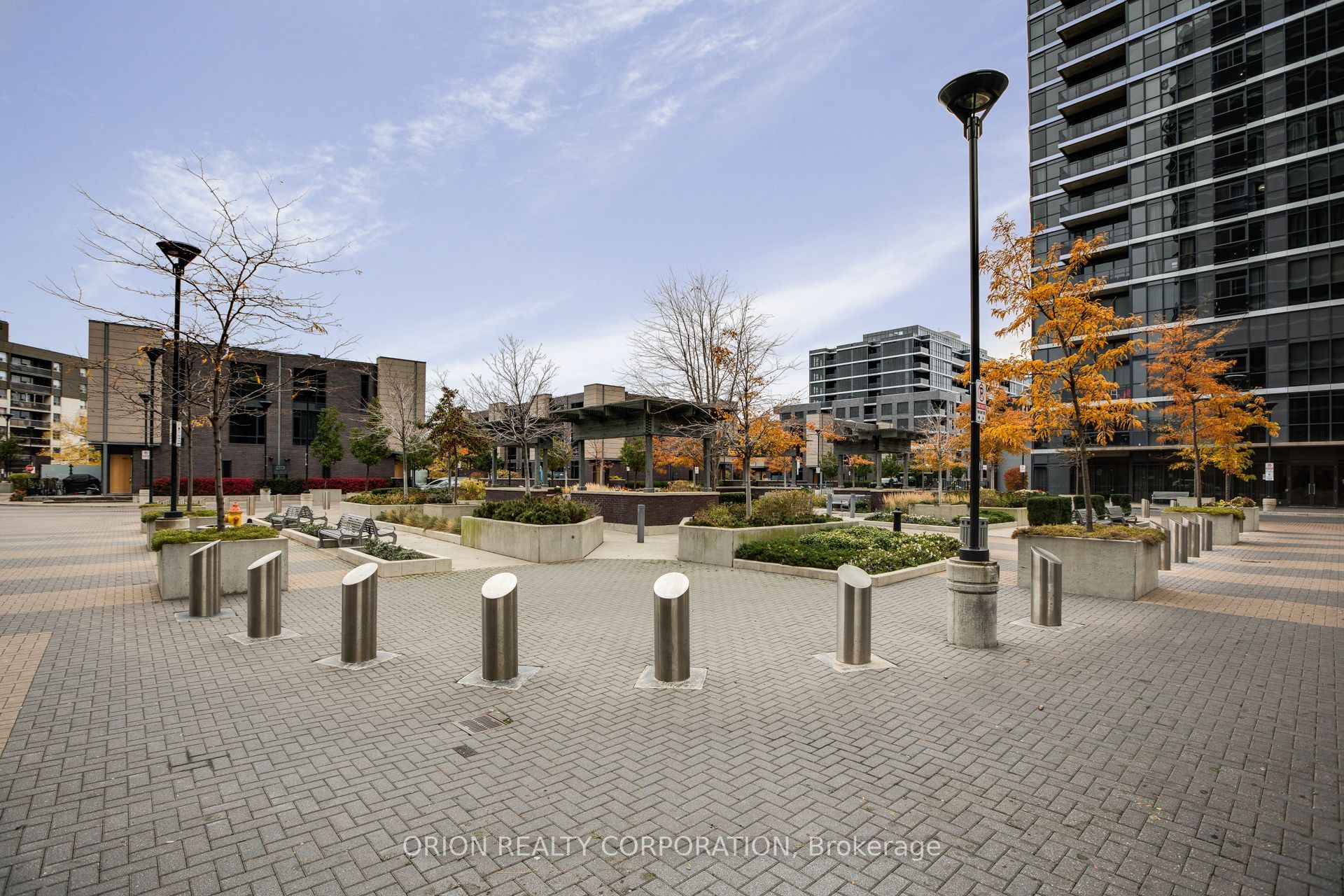 Additional image 4 of 1303-9 Valhalla Inn Road, Toronto, ON, M9B 0B2