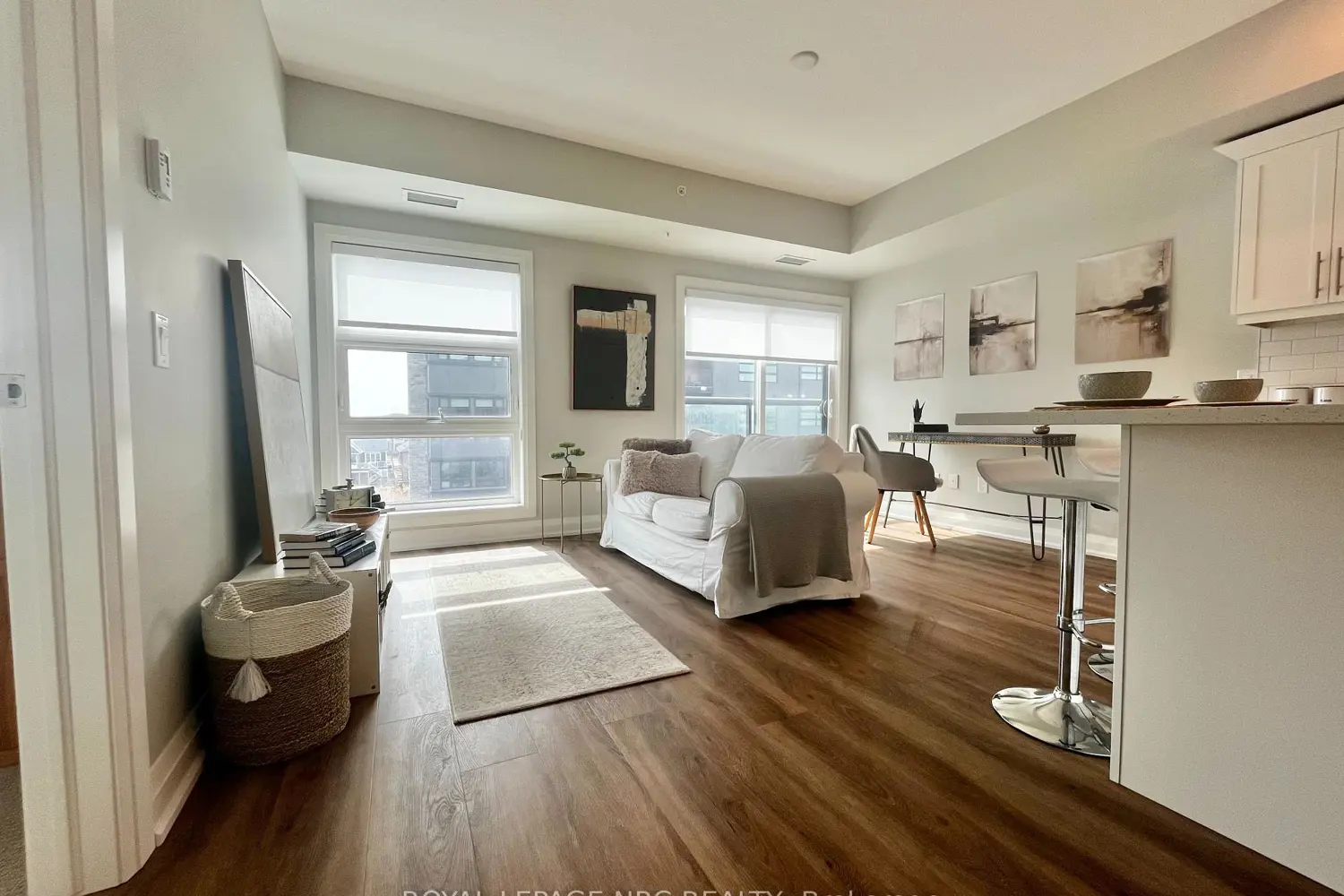 Additional image 6 of 120 Summersides Boulevard 300
