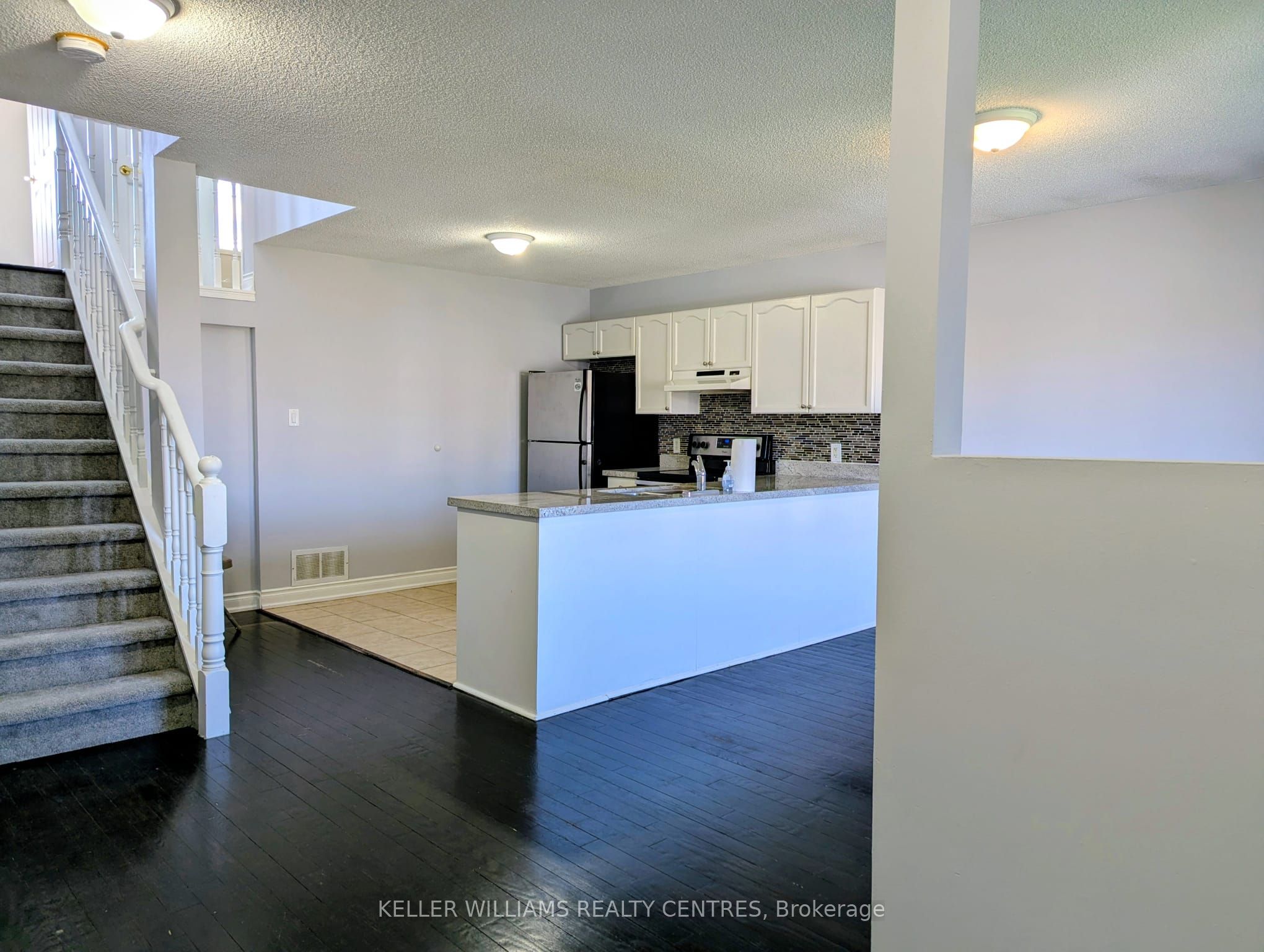 Additional image 3 of Upper-152 Madelaine Drive, Barrie, ON, L4N 0N1