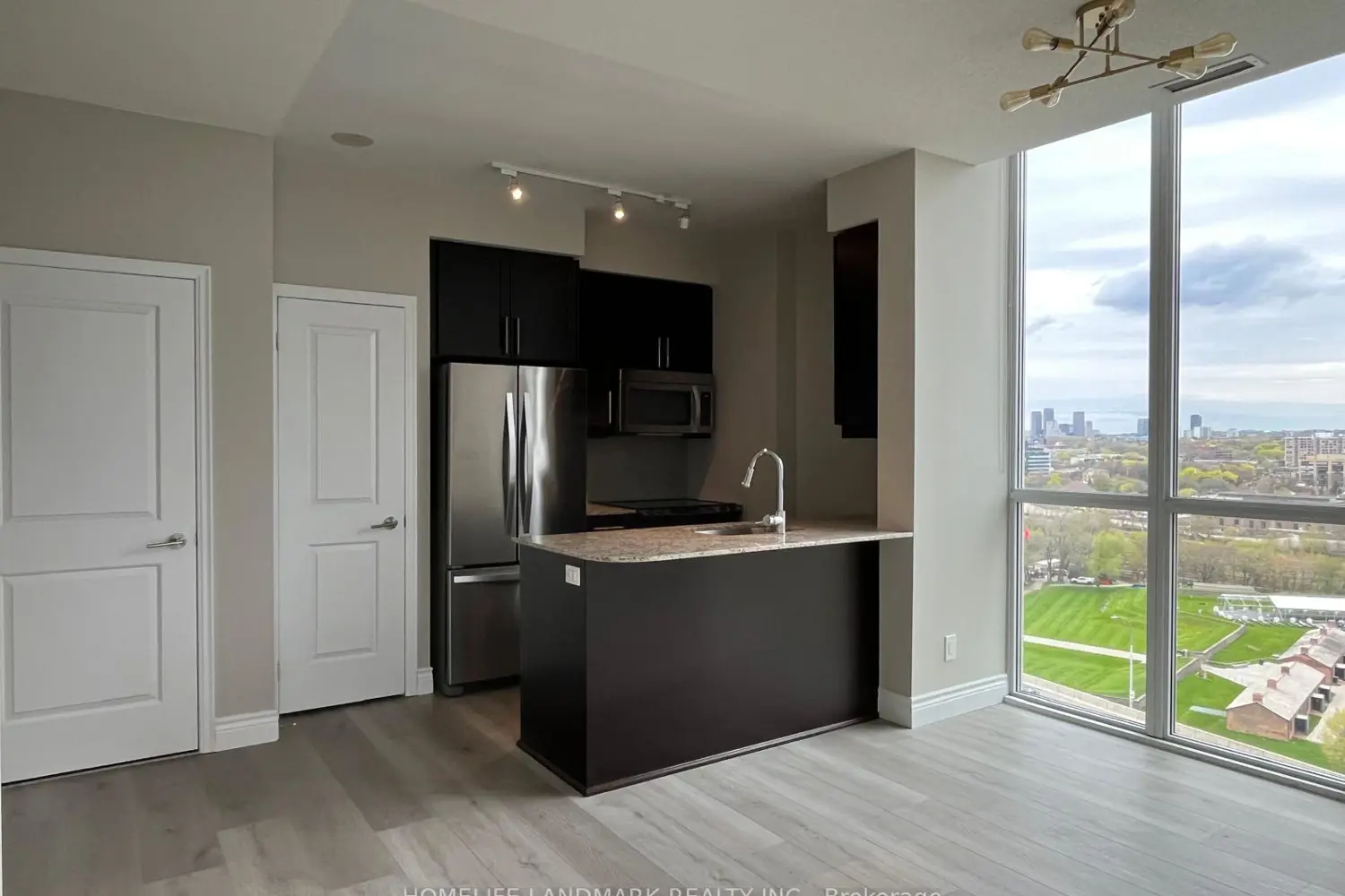 Additional image 6 of 38 Grand Magazine Street Ph28