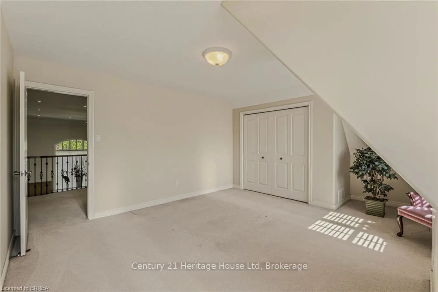 Additional image 11 of 9 Rue Chateaux Terrace