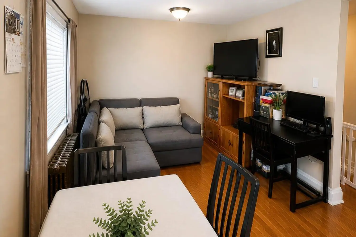 Additional image 7 of 112 Silverthorn Avenue