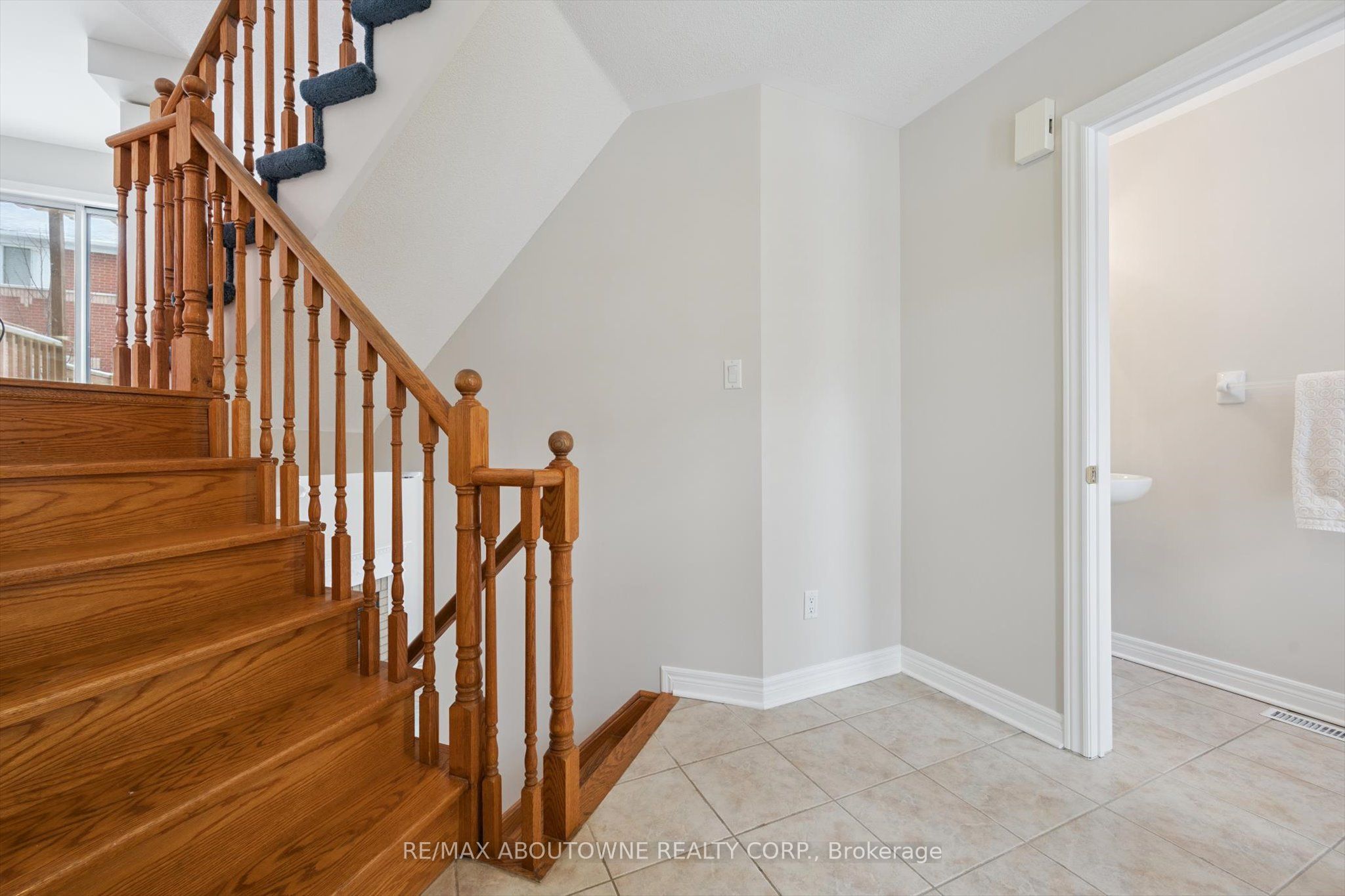 Additional image 3 of 40-5031 East Mill Road, Mississauga, ON, L5V 2M5