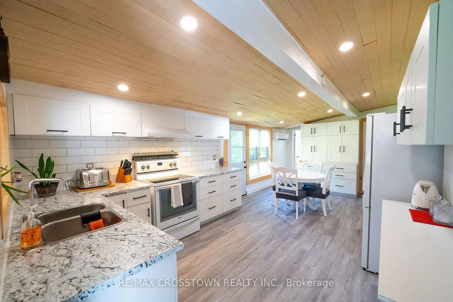 Additional image 6 of 1161 Uffington Road