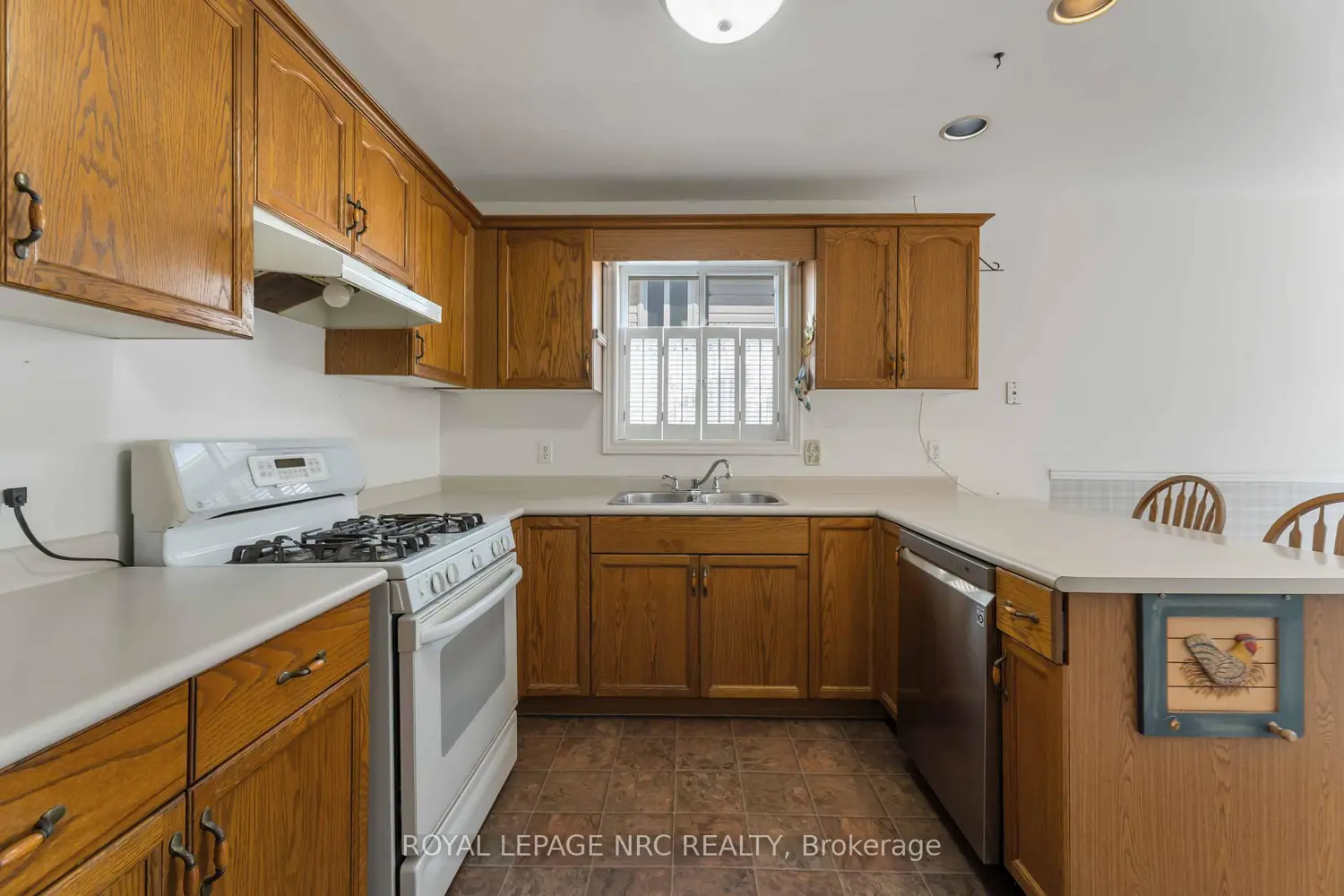Additional image 4 of 7900 Ascot Circle