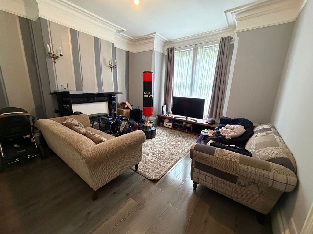 Additional image 2 of 5 bed semi-detached house to rentRosehill Street, Derby DE23