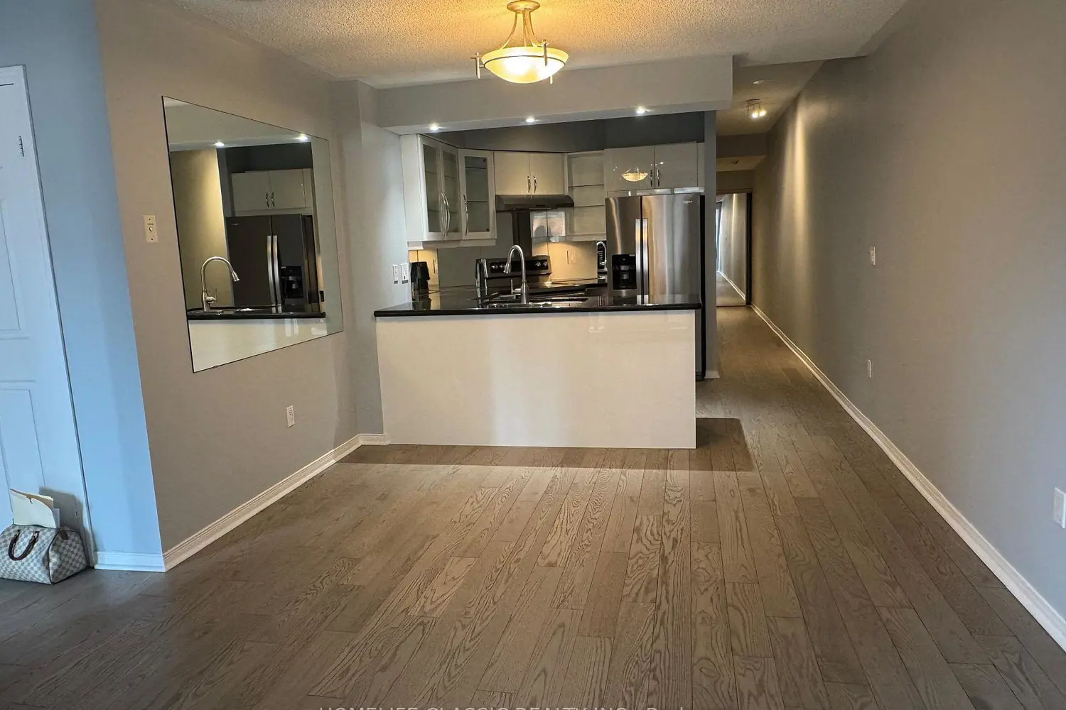 Additional image 5 of 909 Bay Street 905