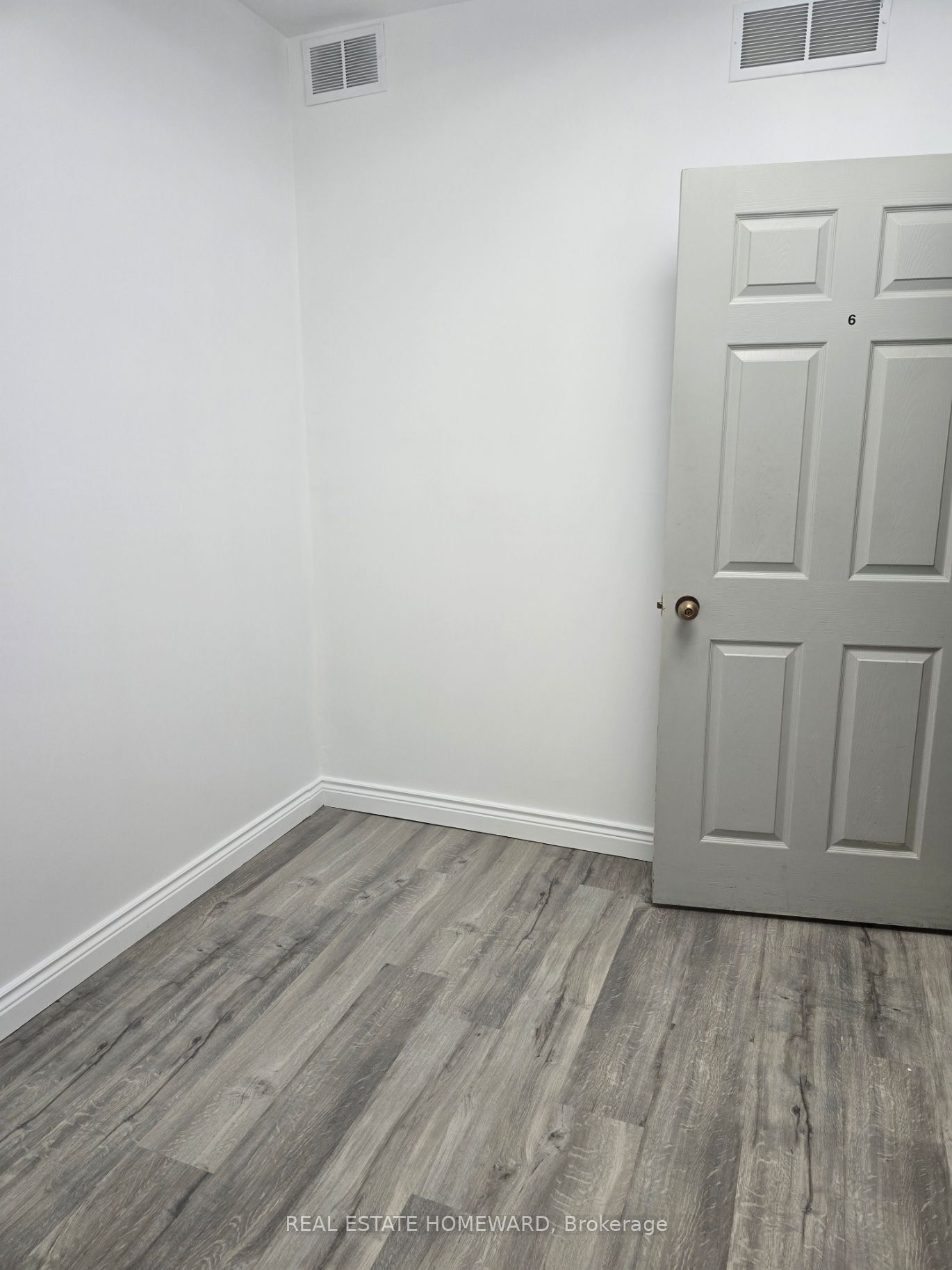Additional image 4 of 100B-253 Danforth Avenue, Toronto, ON, M4K 1N2