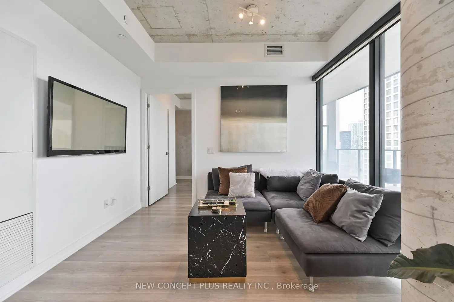 Additional image 10 of 55 Ontario Street 2301
